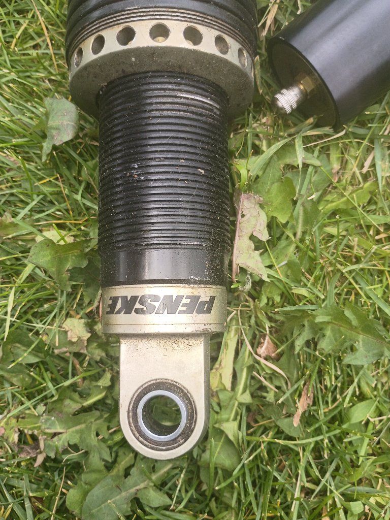 Main image 4