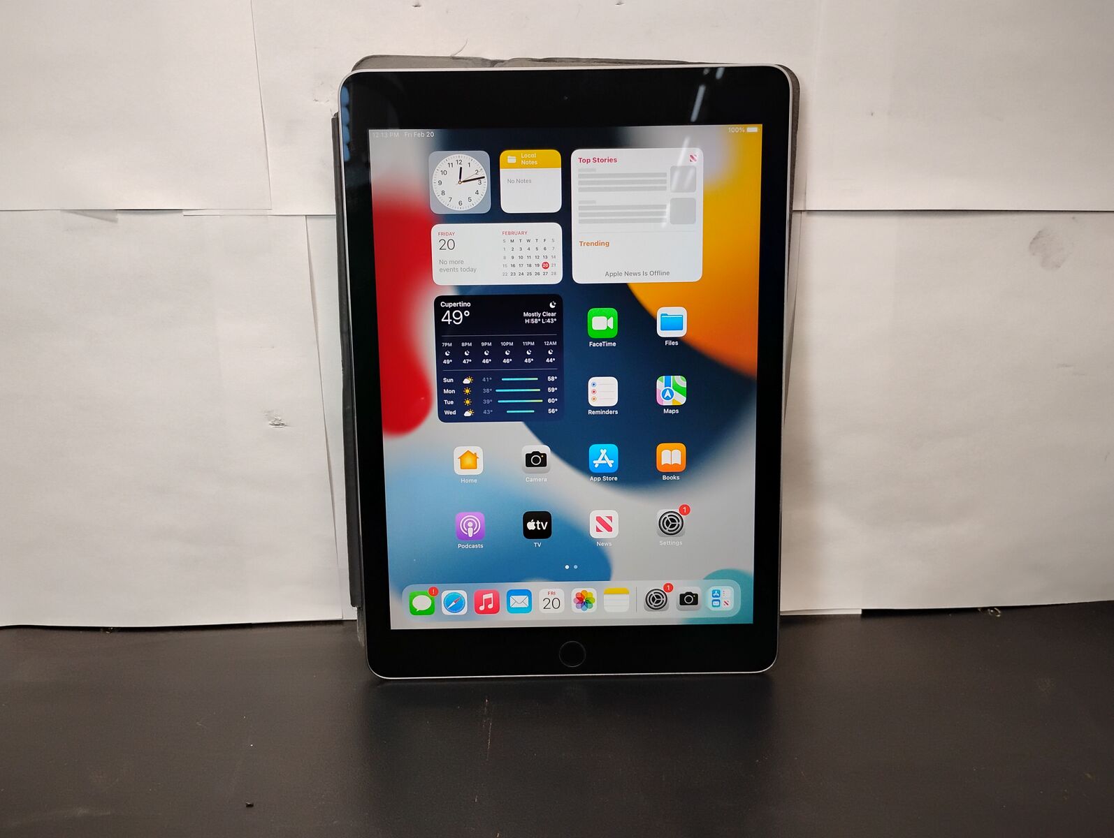 iPad Pro 9.5 - 256GB Model MPDY2LL/A