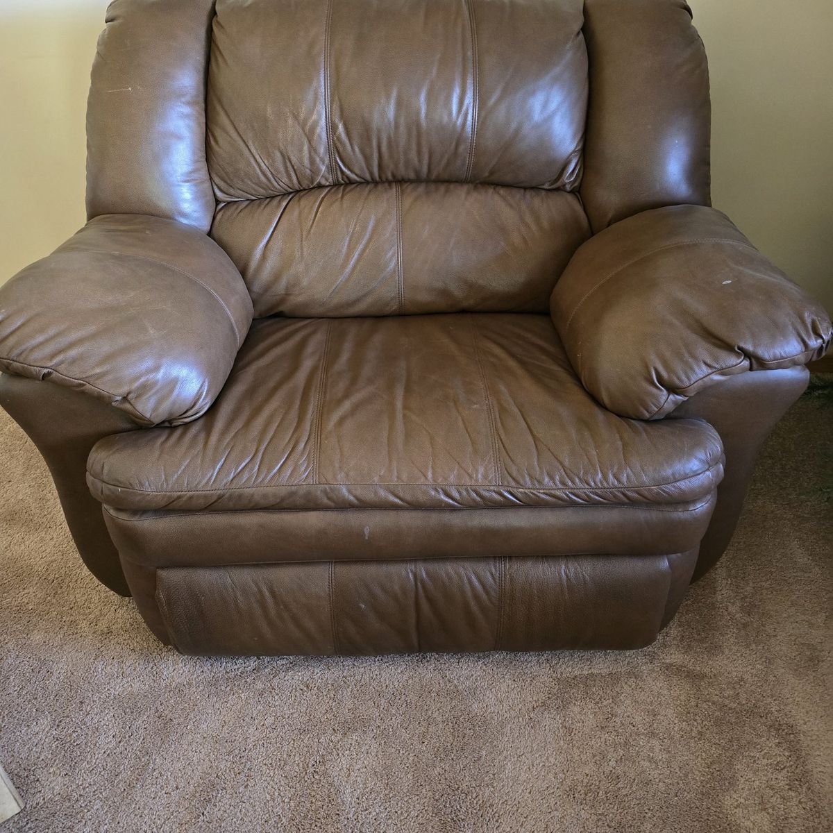 oversized recliner