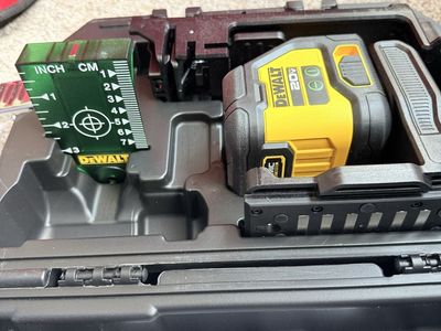 DEWALT 20V MAX Green Cross Line Laser Level Kit with Case