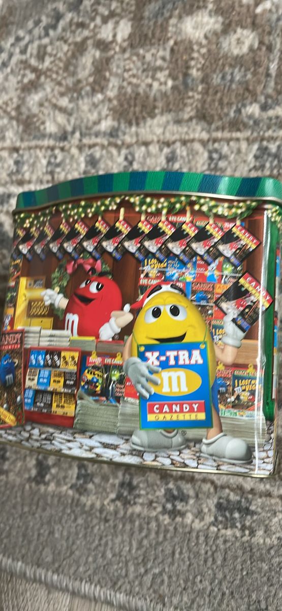 M&M's Newspaper Stand Limited Edition #12 2001 Christmas Collectible Tin 