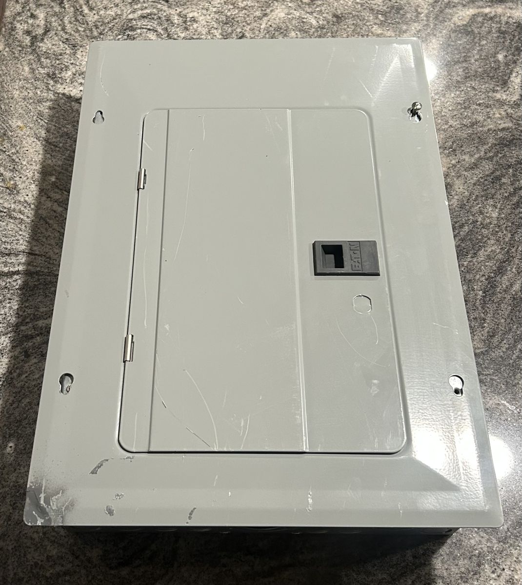 Eaton Main Lug Load Center