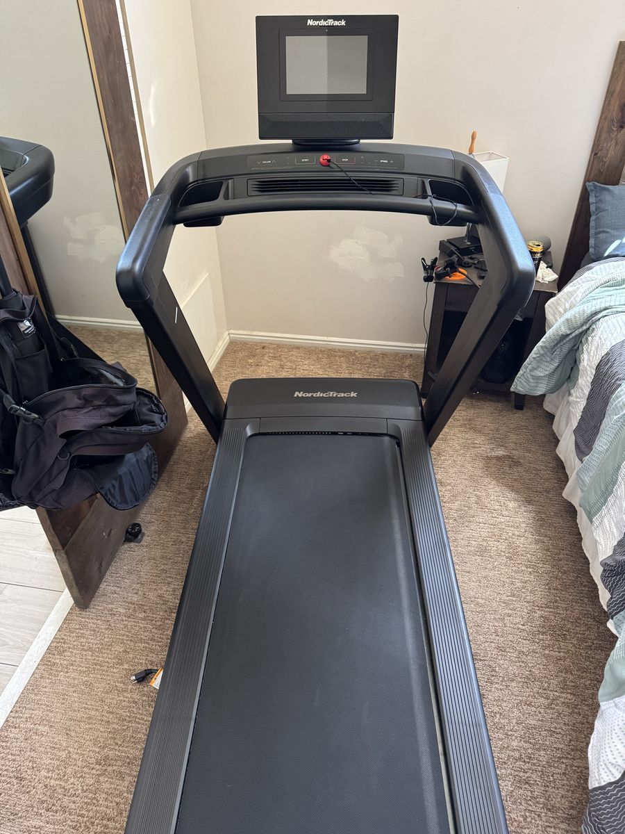 Nordic track Commercial 1250 Treadmill