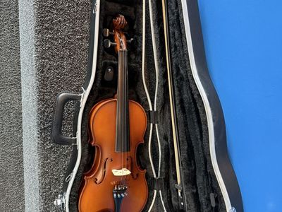 Knilling Bucharest 4KF 4/4 violin NEW