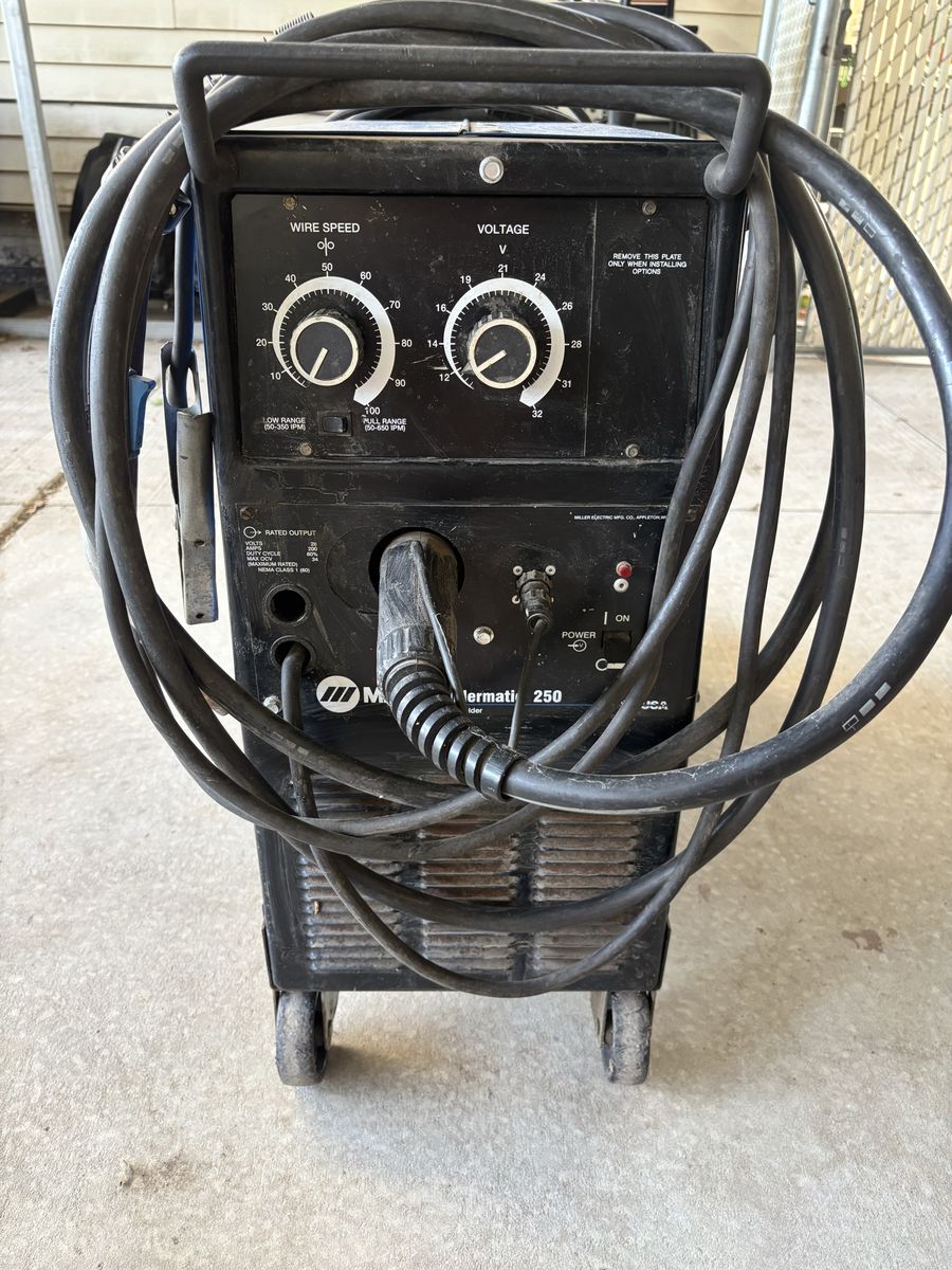 Miller Millermatic 250 Welder