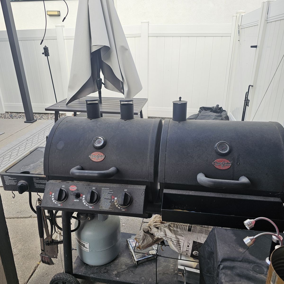Main image 3