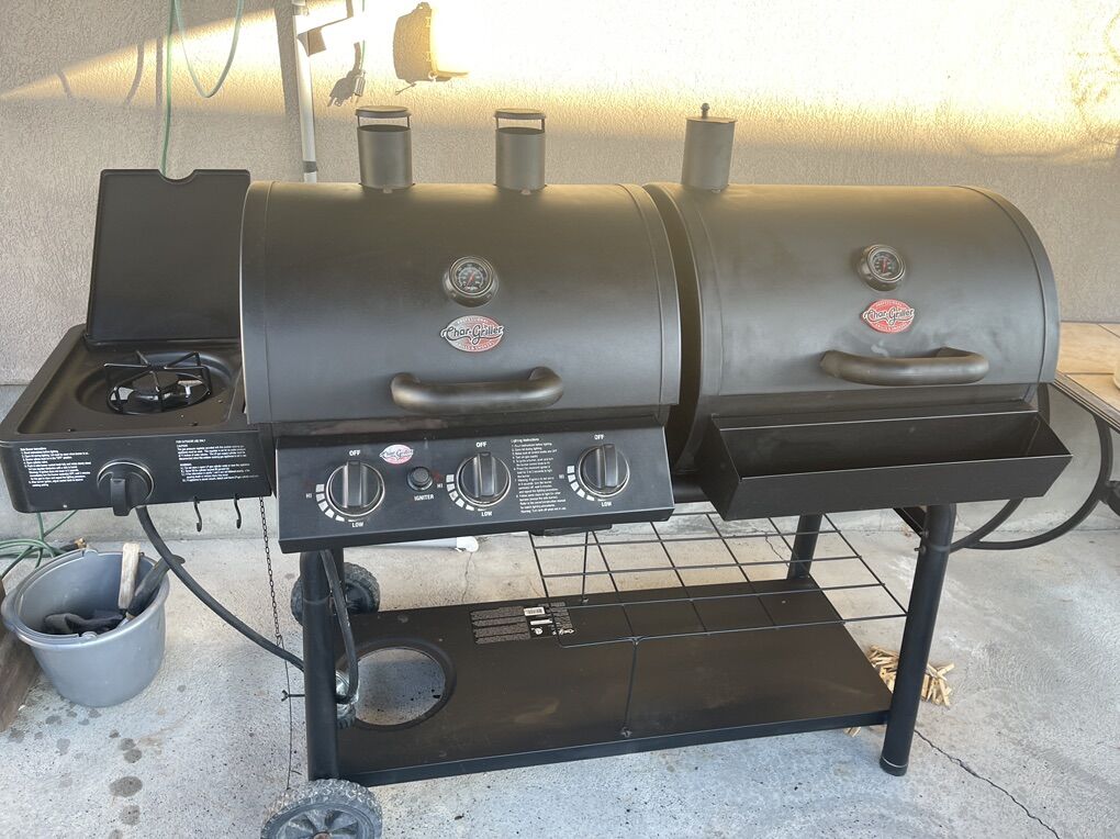 Grill Gas And Charcoal With Side Burner