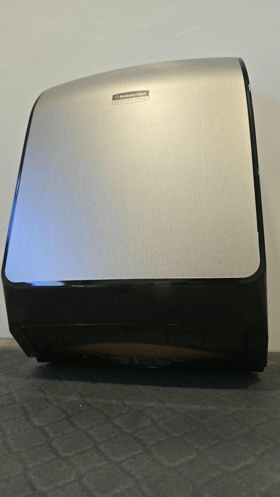 Main image 4