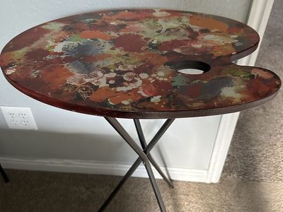 Palette Table