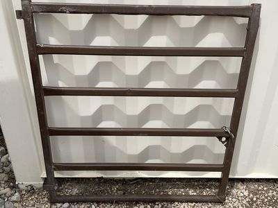 Gate Panel