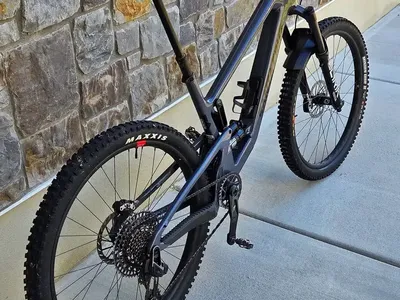 XL Santa Cruz V3 Hightower CC XO AXS Reserve