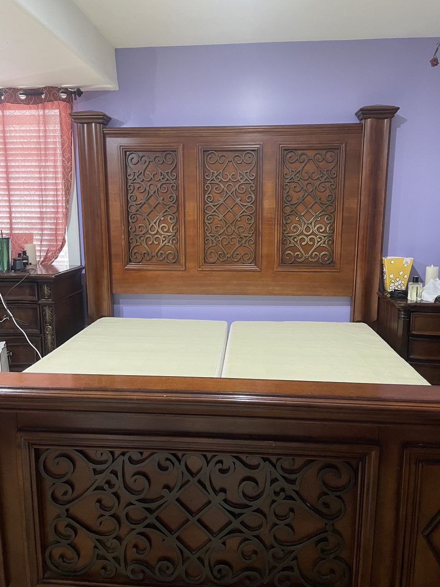 King bed Frame With Boxes