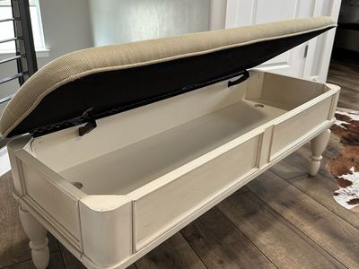 Storage bench