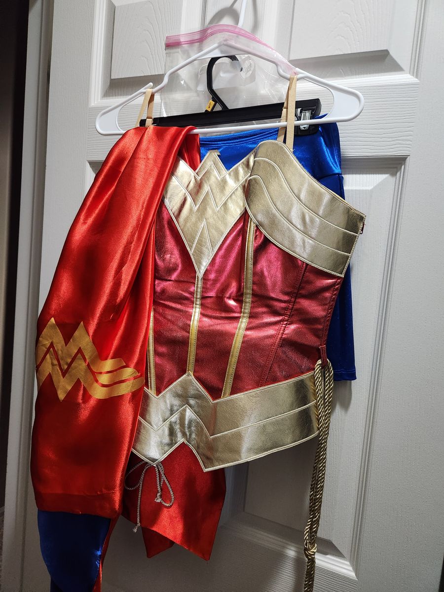 Wonder women costume 