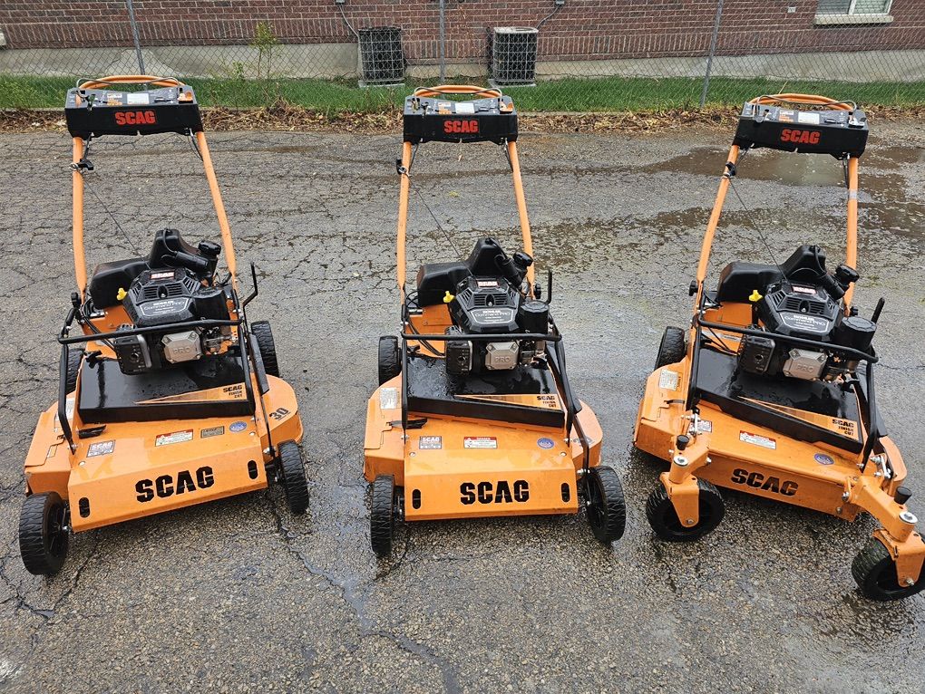 Scag 30” Commercial Walk Behind Mower - 100 Hours