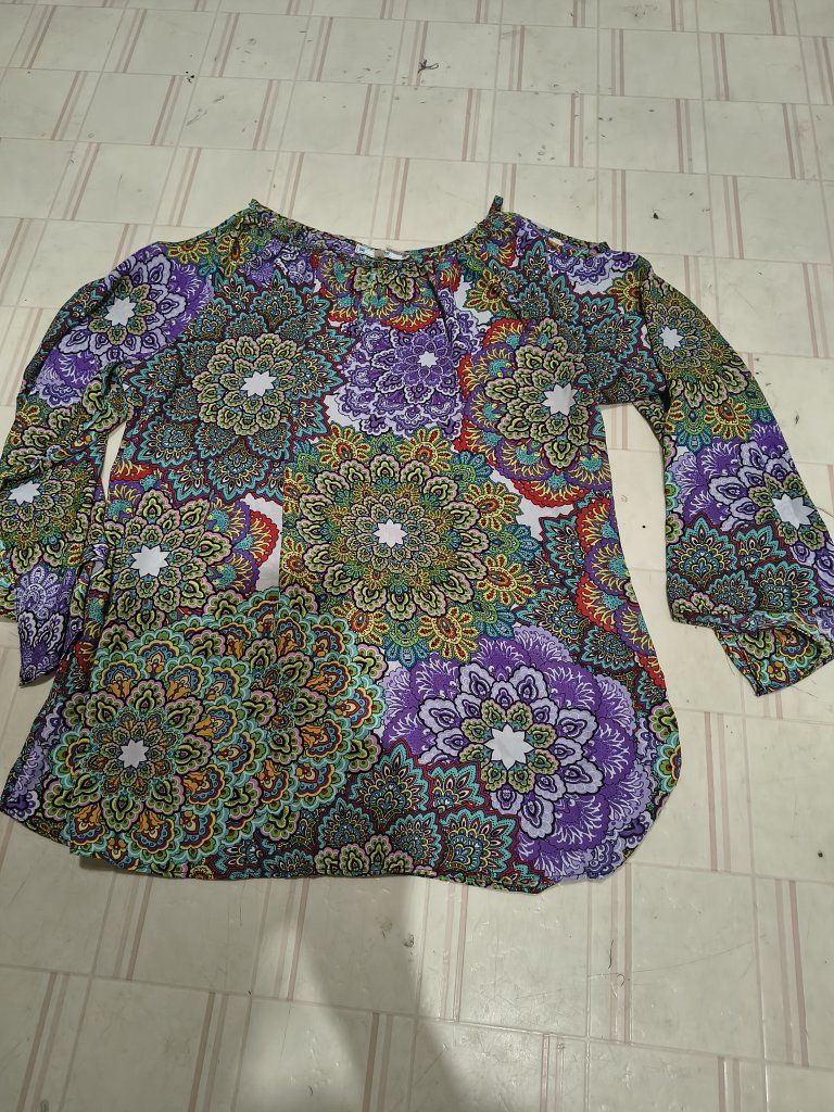 Main image 102