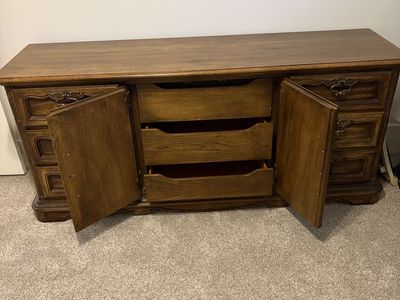 Dresser W/2 Mirrors $75