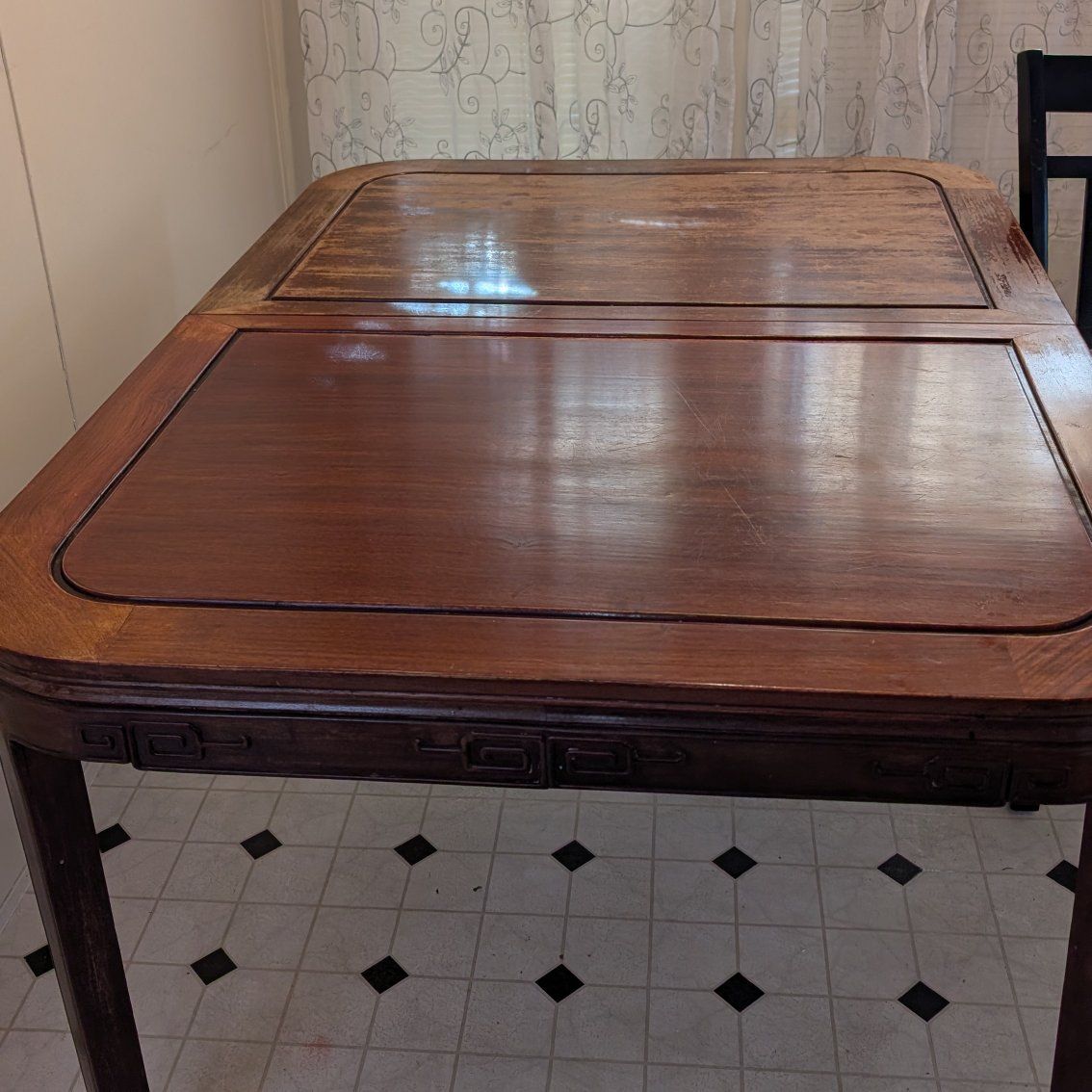 dining room table and chairs
