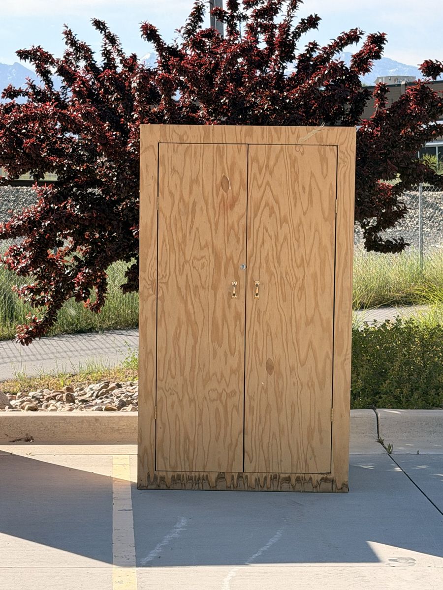 Free cabinets