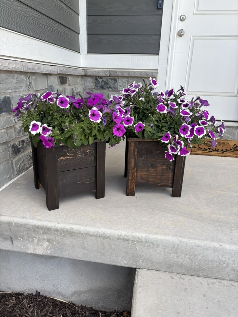 Small 10x10 Planter Box
