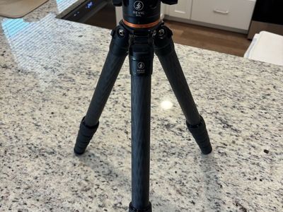 Gunwerks Revic Hunter Tripod