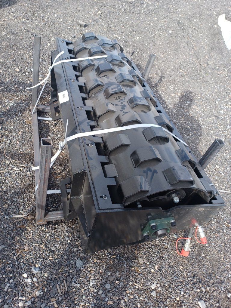 SKID STEER PADFOOT COMPACTION ROLLER
