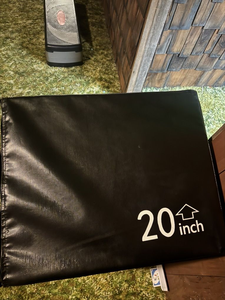 3-in-1 Soft Foam Plyometric Box – 20 x 24 x 30