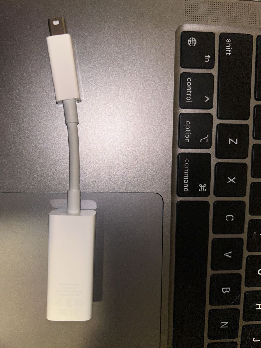 Apple Lightning to Ethernet (RJ-45) Adapter A1433 for MacBook White