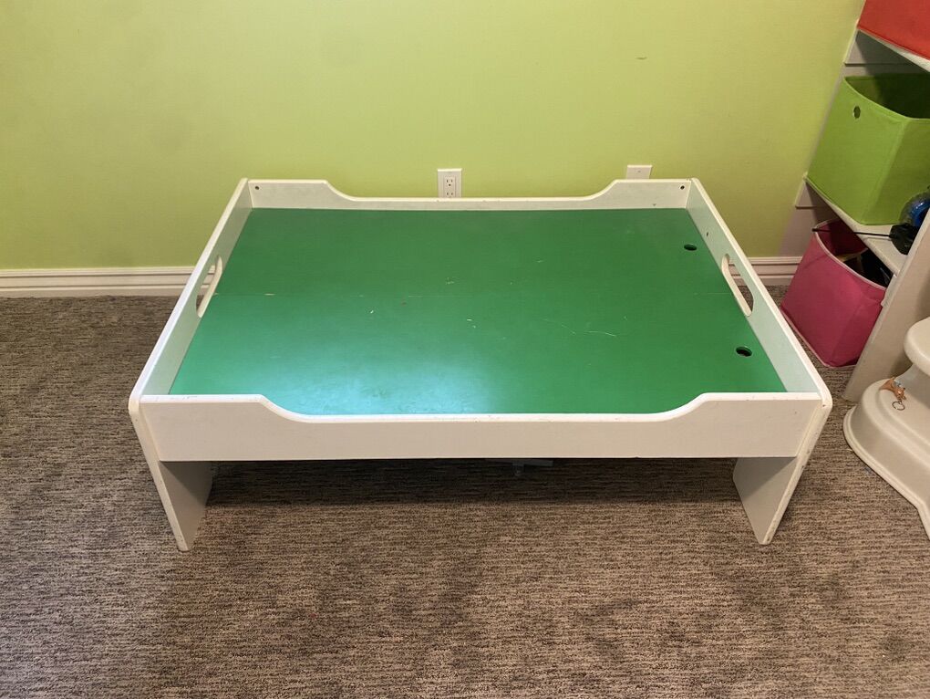 Kids Play Table