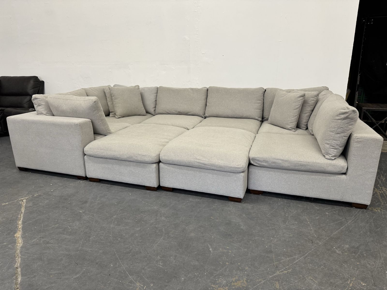 HUGE COSTCO LOWELL MODULAR SECTIONAL SOFA COUCH