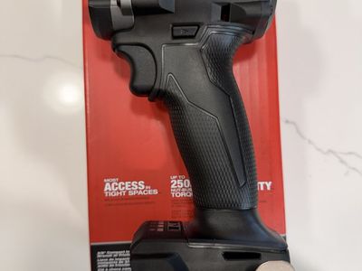 Milwaukee Fuel Blackout Tools