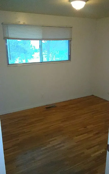Main image 23