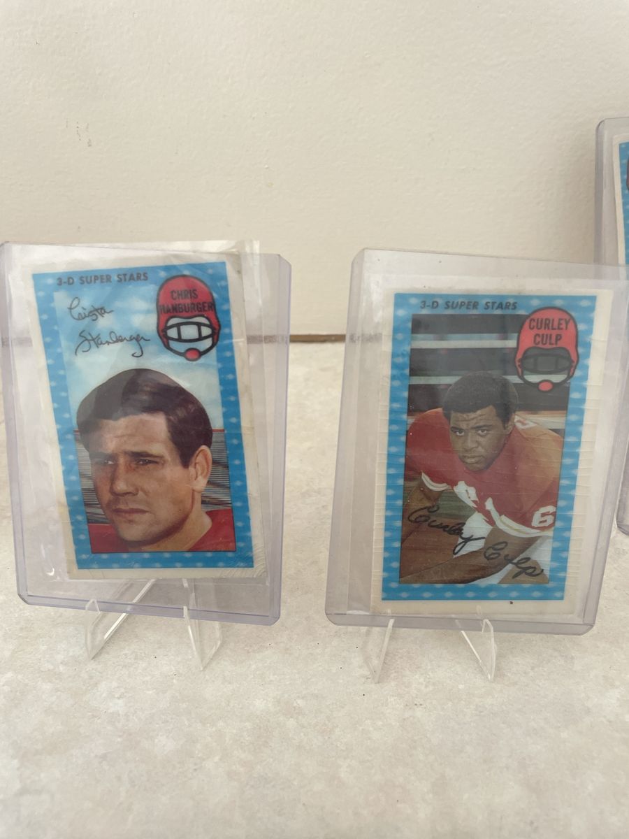 Vintage 3-D Super Stars Chris Hanburger & Curley Culp Football Cards - Rare Collectibles