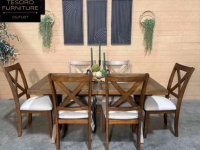LATHAN MODERN DINING SET WE OFFER DELIVERY