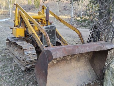1956 John deer crawler loader