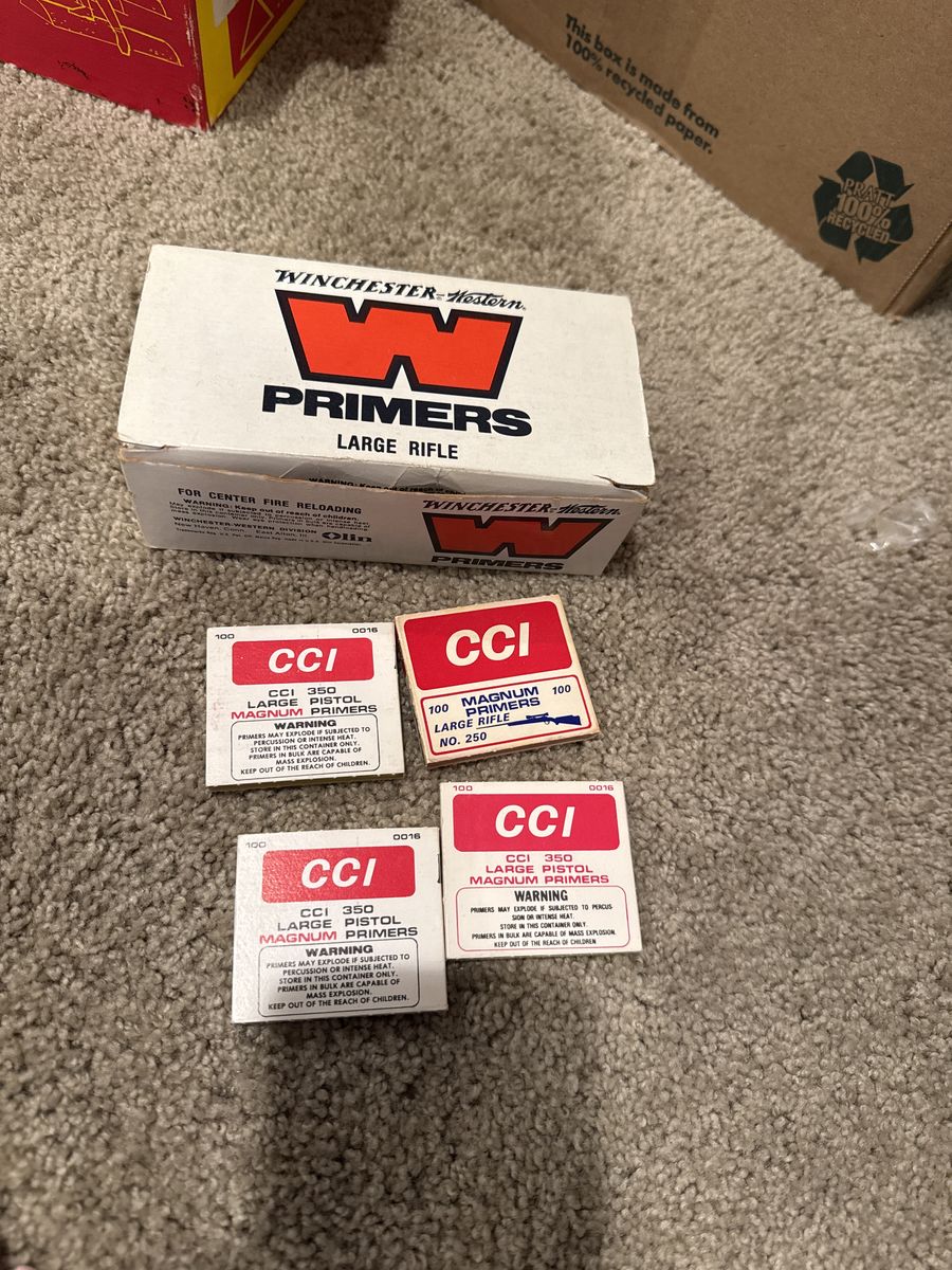 Reloading primers