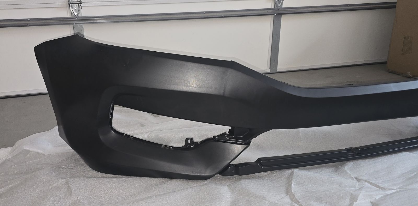 Main image 3
