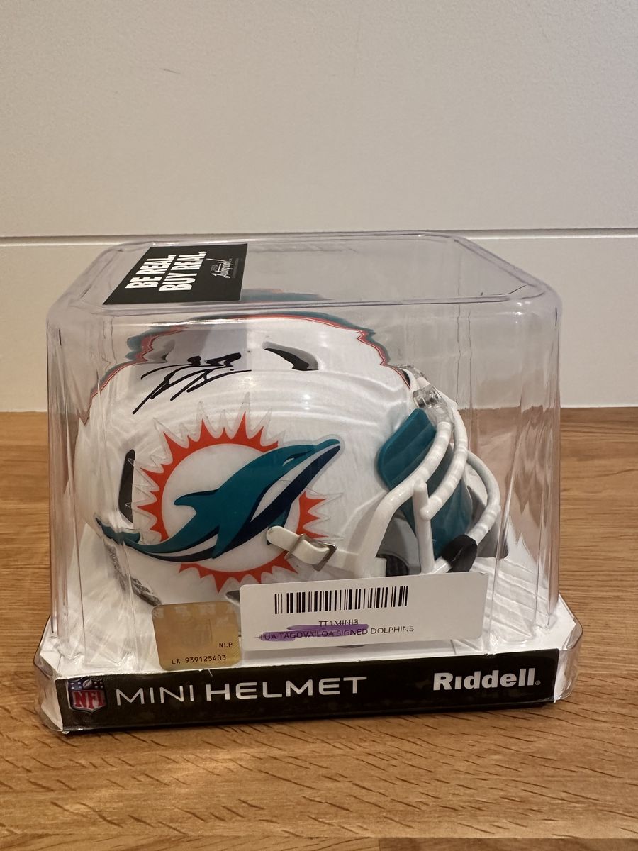 Braxton Berrios Signed Miami Dolphins Speed Mini Helmet – PIA Certified