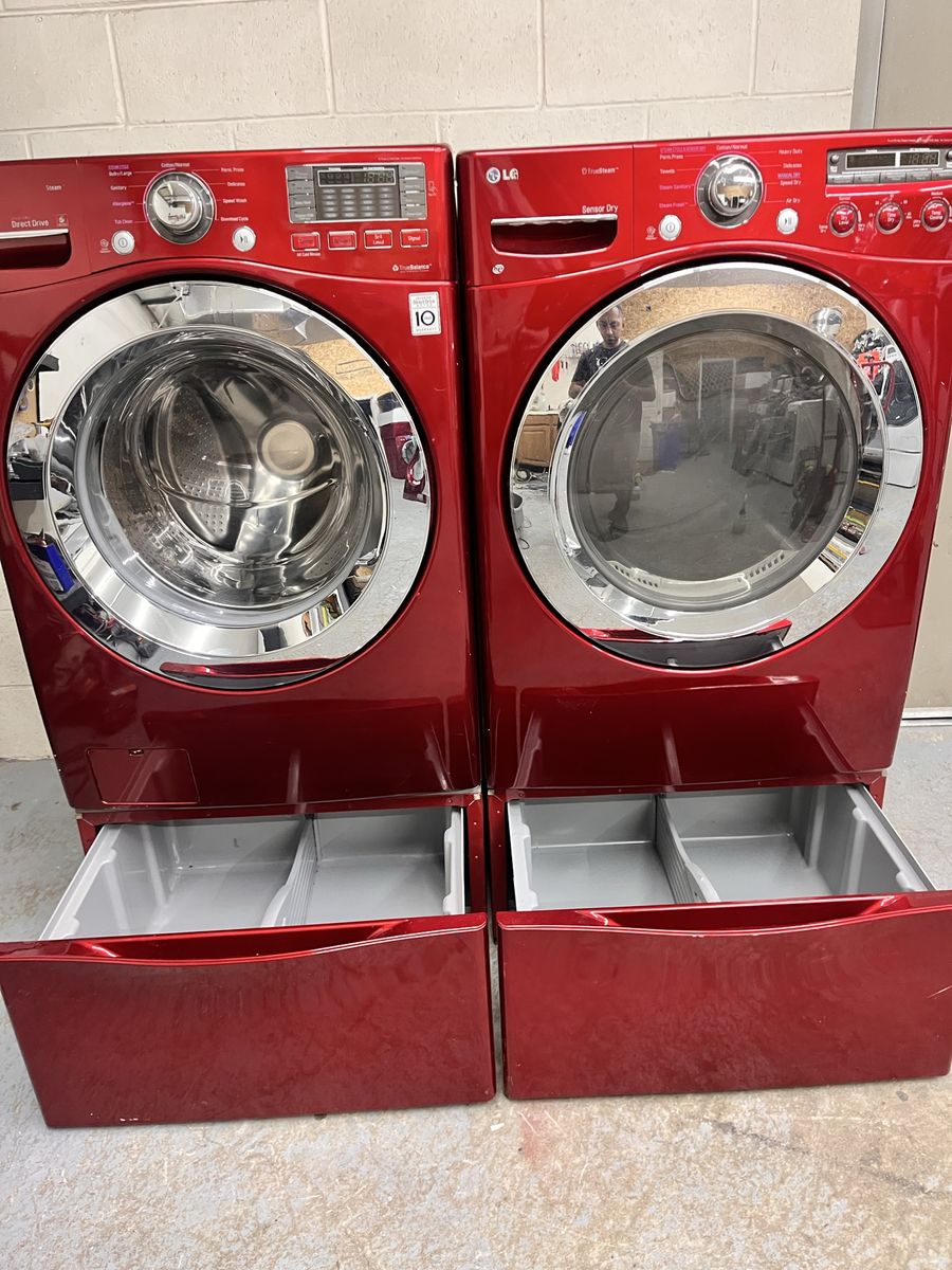 LG washer and dryer with pedestals