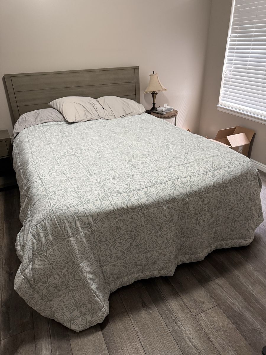 Queen Mattress + Box Springs + Thick Gel Topper & Mattress Protector