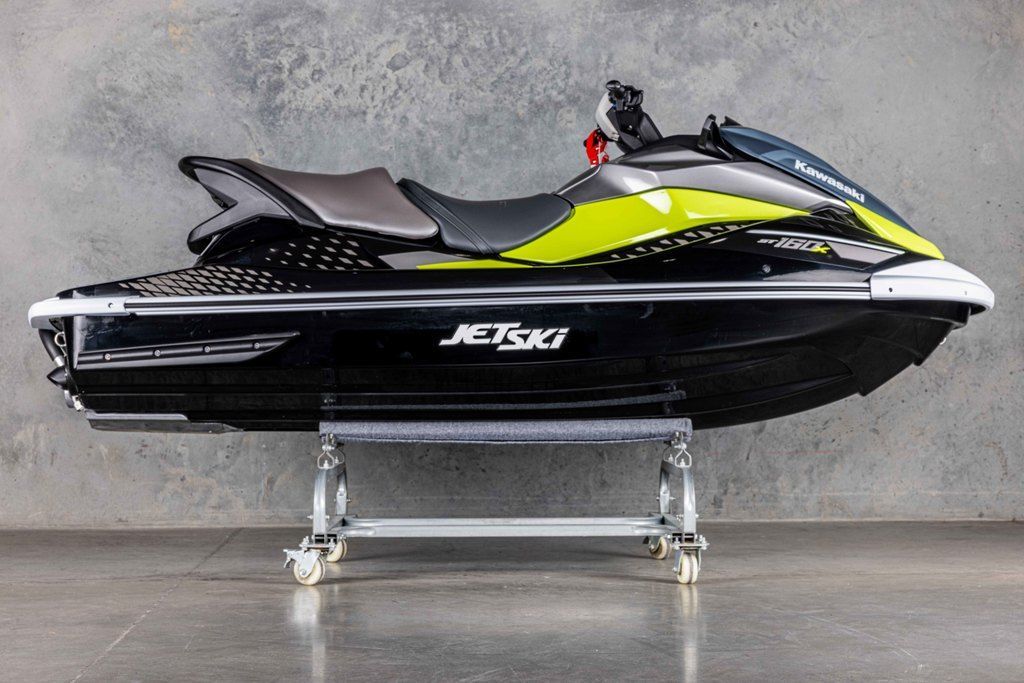 2026 Kawasaki Jet Ski® ST® 160X