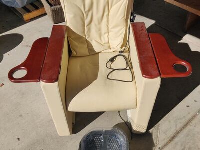 pedicure chair