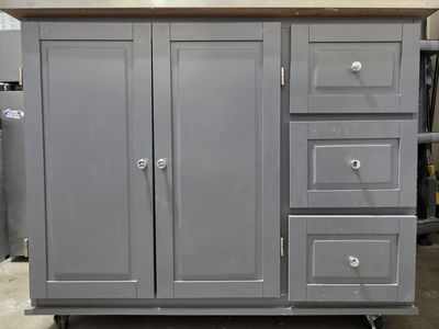 Kitchen island counter