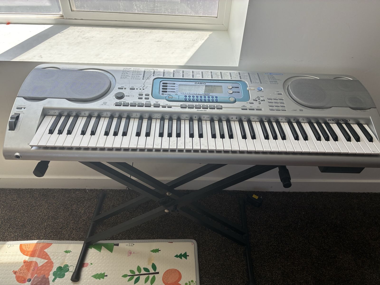 Casio WK-3000 76-Key Portable Electronic Keyboard Musical Information System