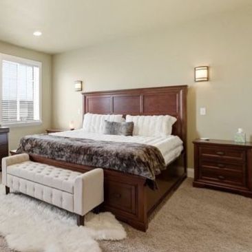 GREAT DEAL, KING Bedroom Set – Costco Solid Wood Set – Must Go ASAP!