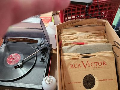 Vintage 78 RPM record albums. About 60 or so. Stuff like Glen Miller, Guy Lombardo, and Dinah Shore....all kinds of stuff.