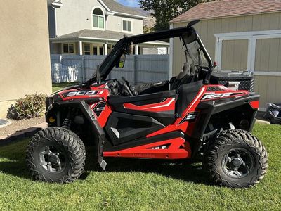 2015 Polaris razor