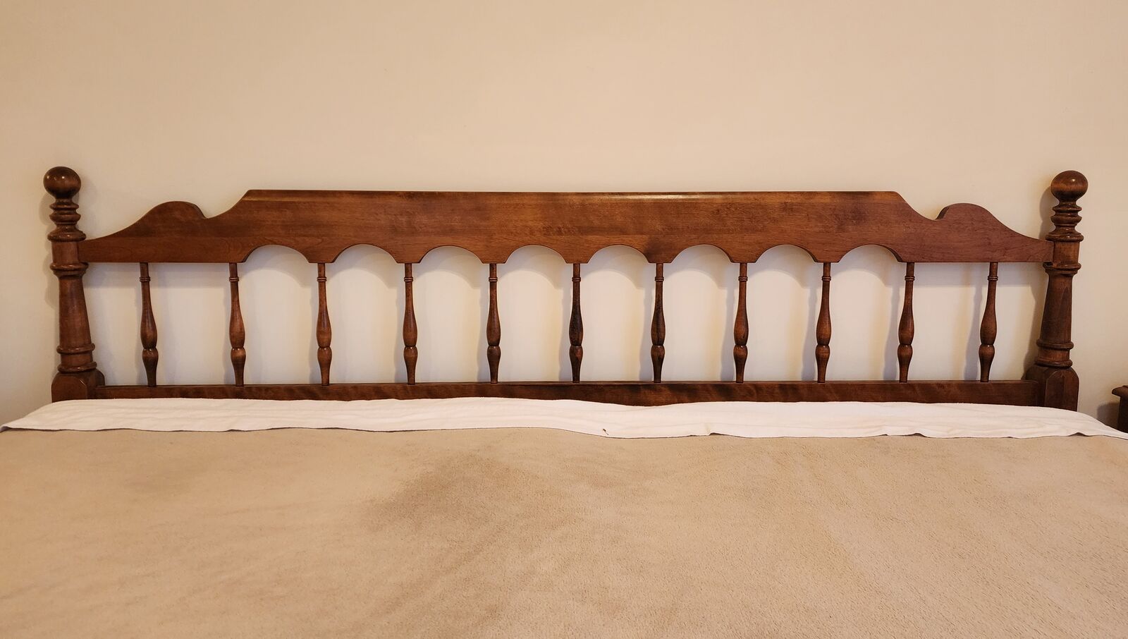 Ethan Allen Maple King-size Head Board