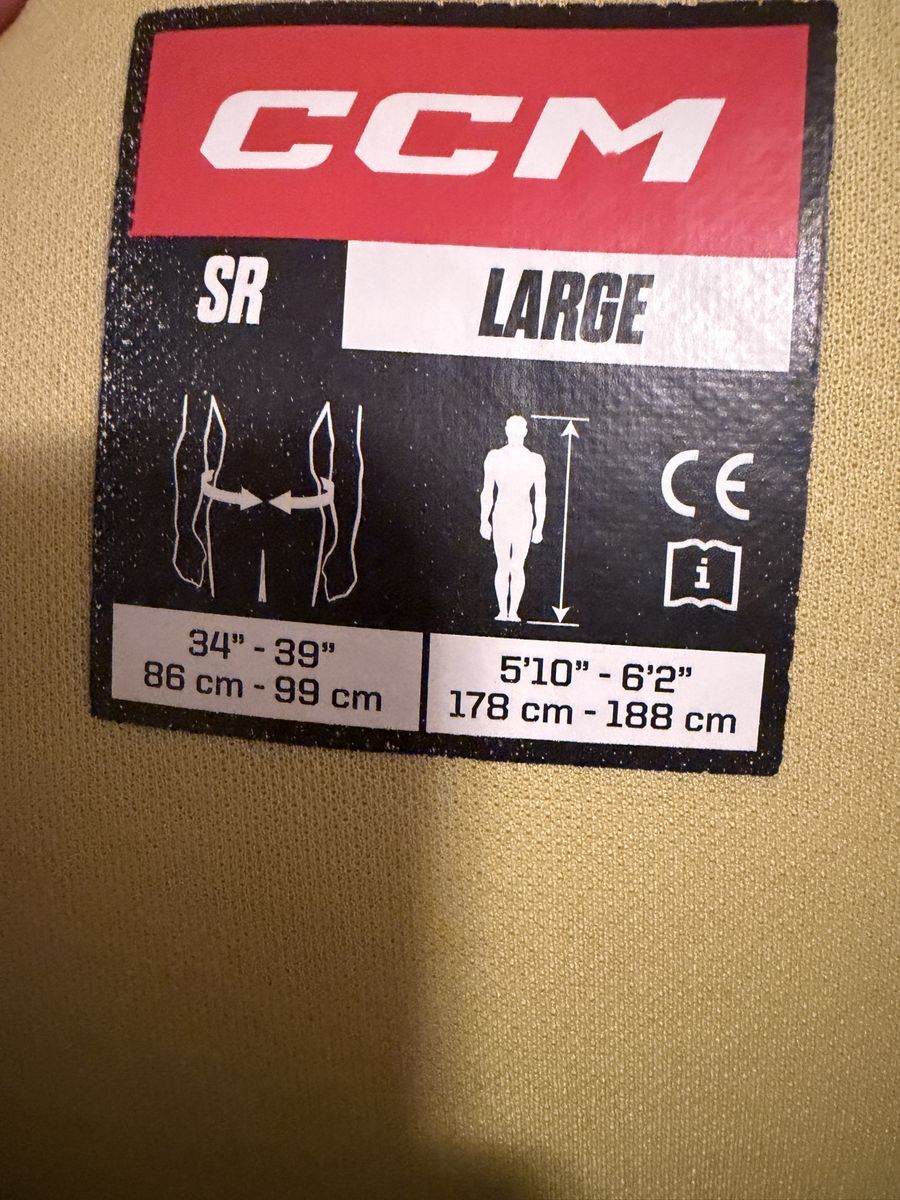 CCM SR Large hockey pants