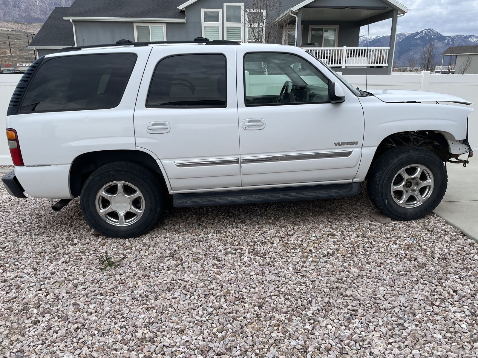 Parting out 03 yukon